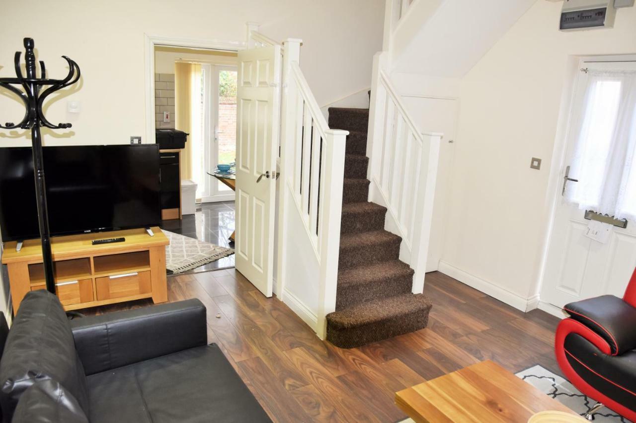 Luxury Duplex Apartment Bedford Exterior photo
